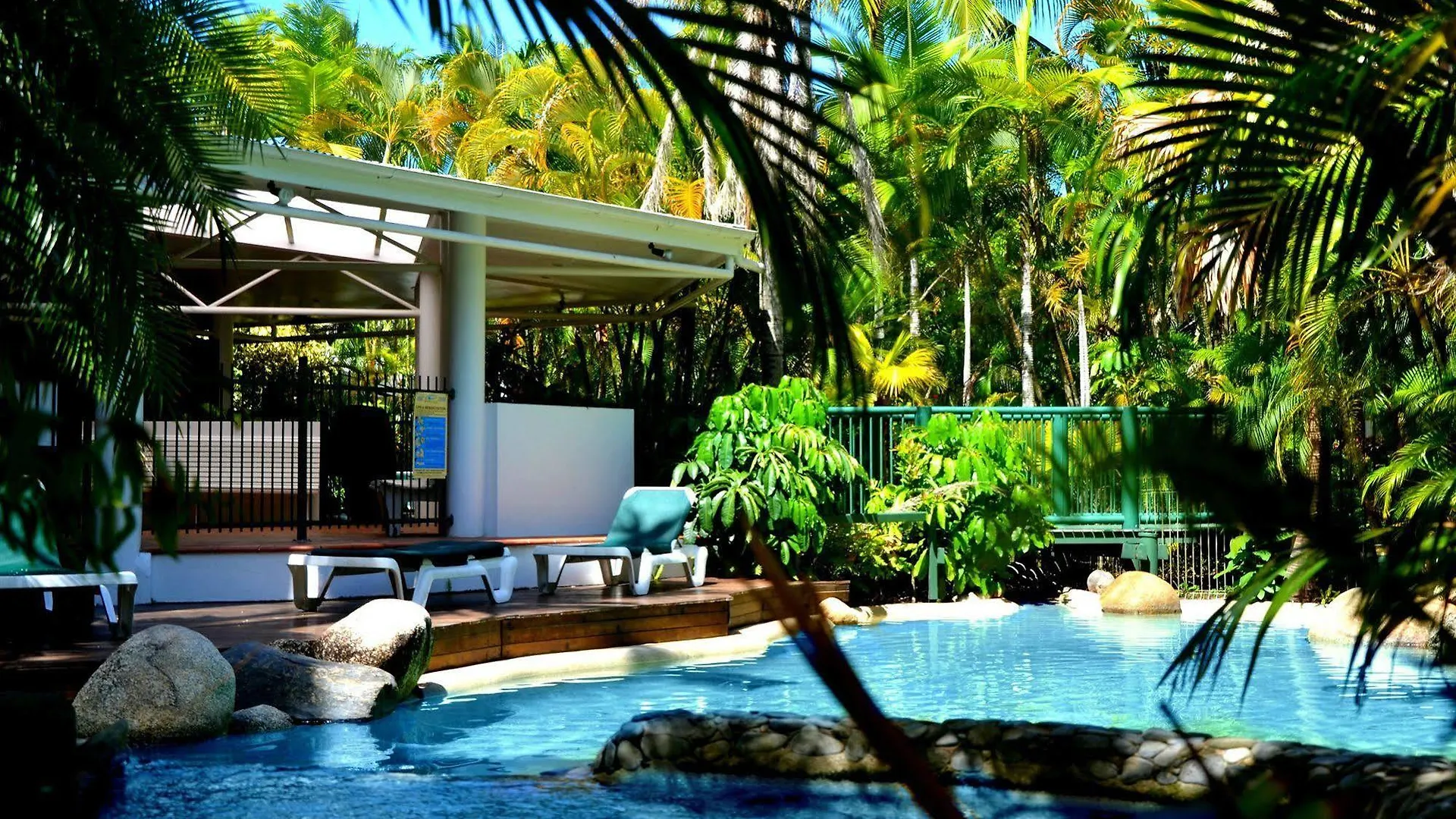 Beach Terraces Aparthotel Port Douglas Australia